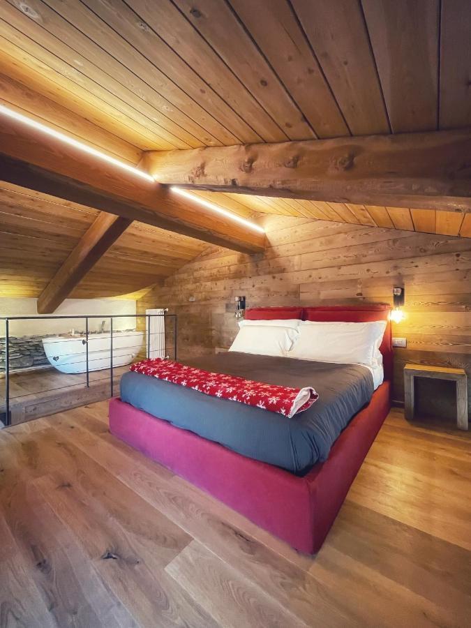 Amelu' Hotel Ostana Bagian luar foto