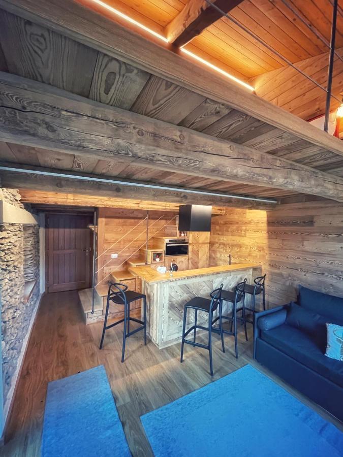 Amelu' Hotel Ostana Bagian luar foto