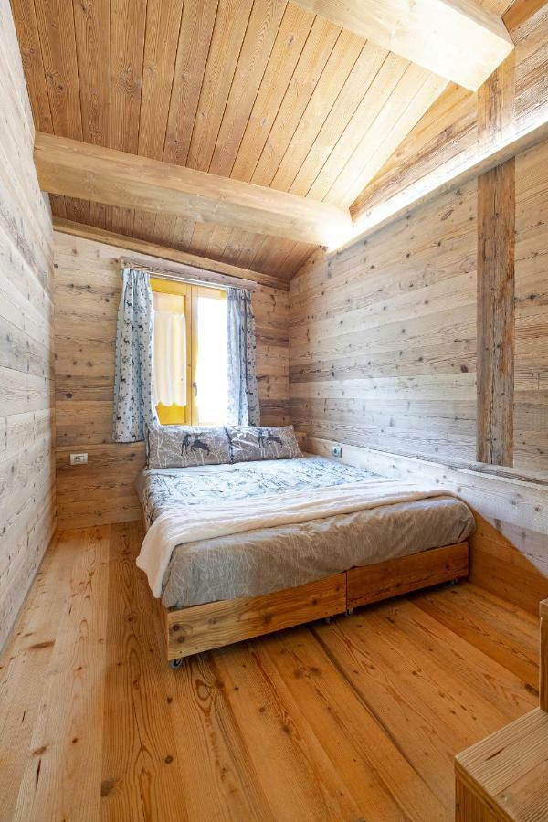 Amelu' Hotel Ostana Bagian luar foto